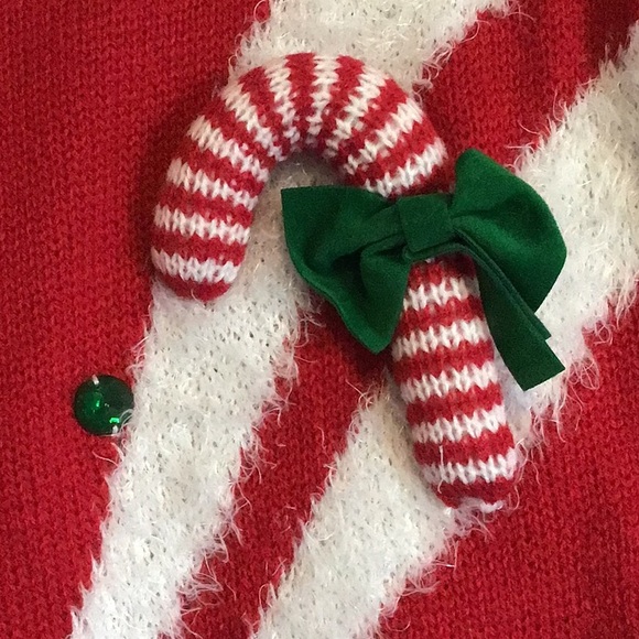 Ugly Christmas Sweater - Picture 5 of 8